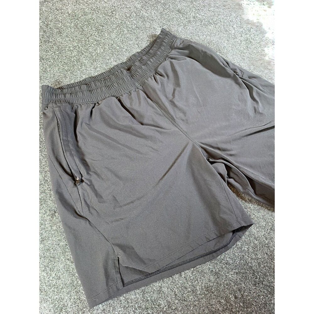 All in Motion Womens Large Athletic Shorts Gray Stretch Zip Pockets Running Gym